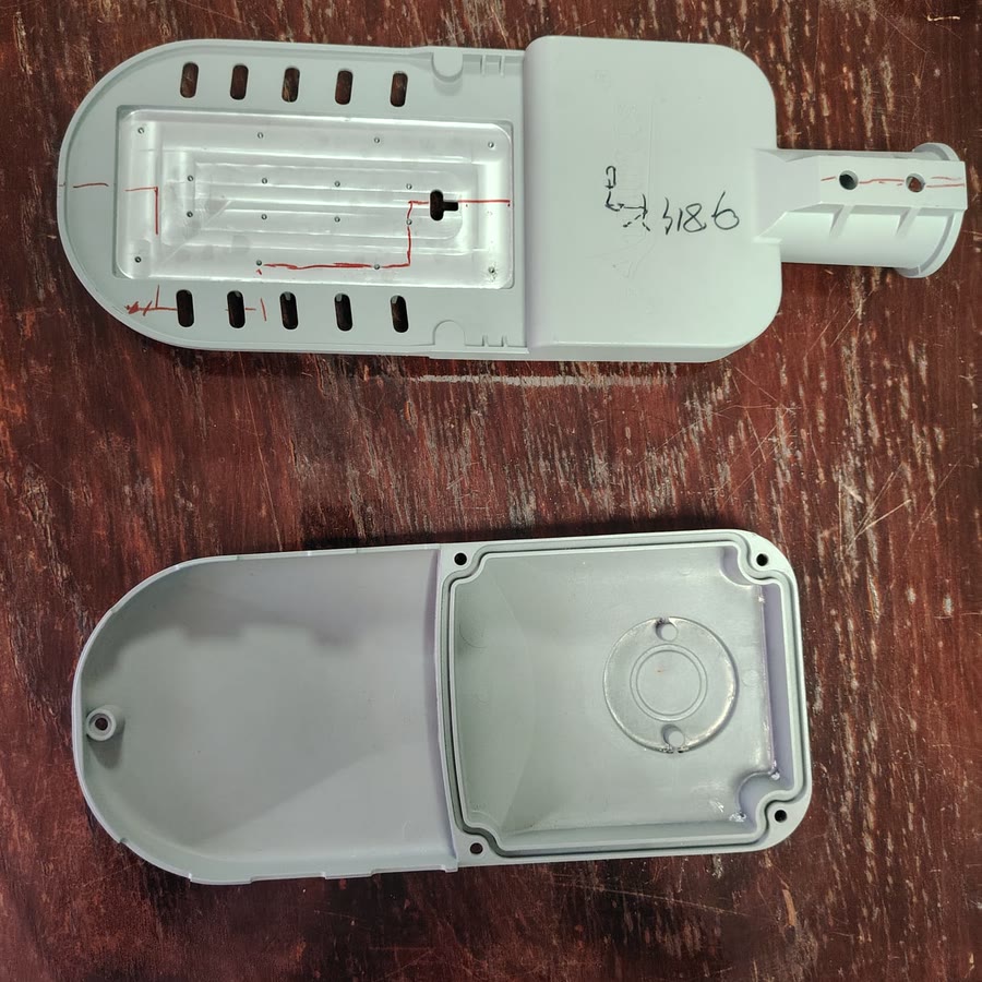 Street lighting housings · Carcase corpuri de iluminat stradal